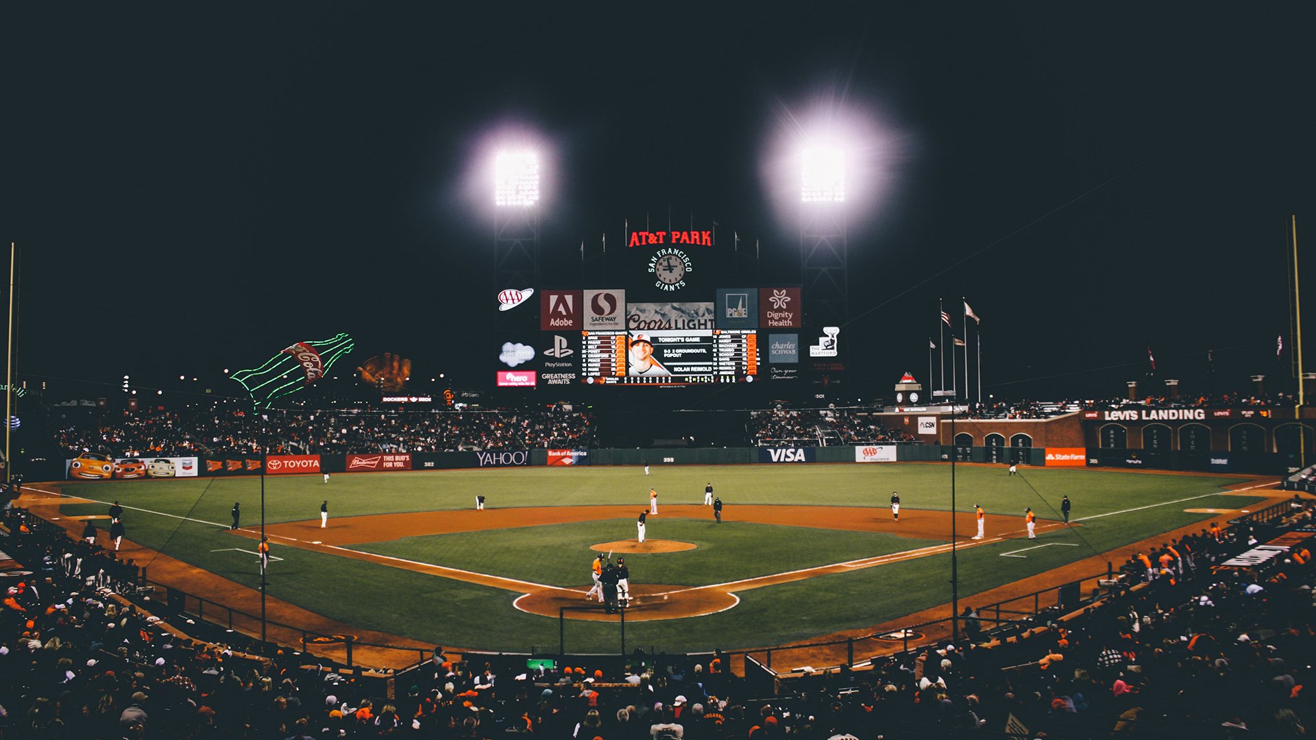 开云体育官方网站-2026世界杯H组焦点战，加拿大全面压制越南，贝林厄姆化身枫叶军团灵魂指挥官